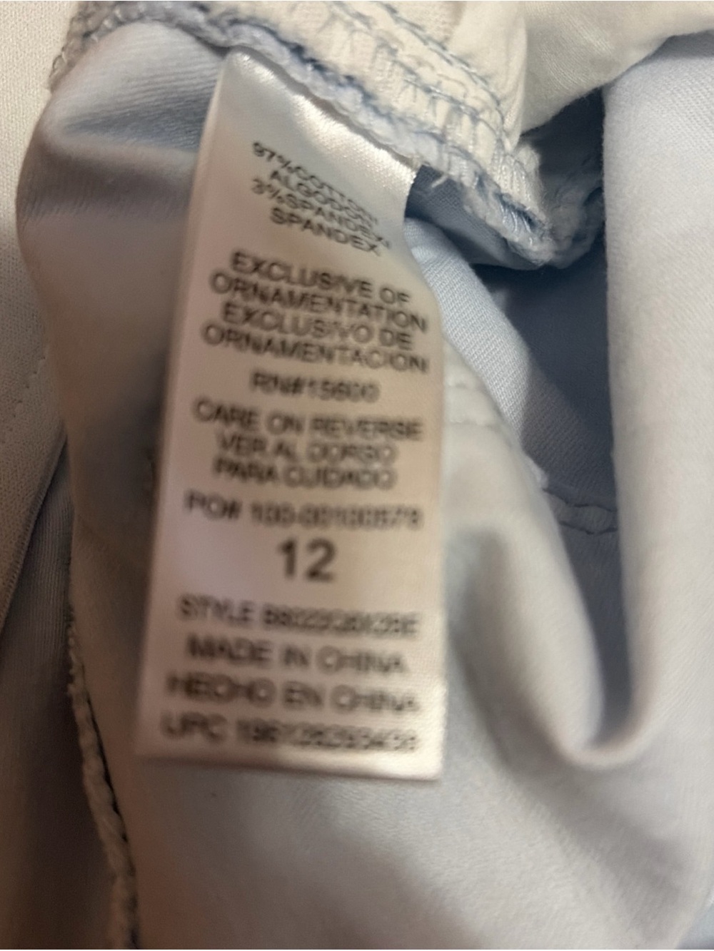 Democracy Light Blue & White Camo Shorts Size 12 - Picture 6 of 6